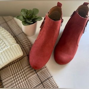 NWOT | DV8 | Bates Perforated Wedge Bootie Faux Suede | Orange Red | Size 7.5